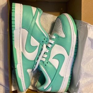 Nike Womens Dunk Low “Green Glow” Size 8